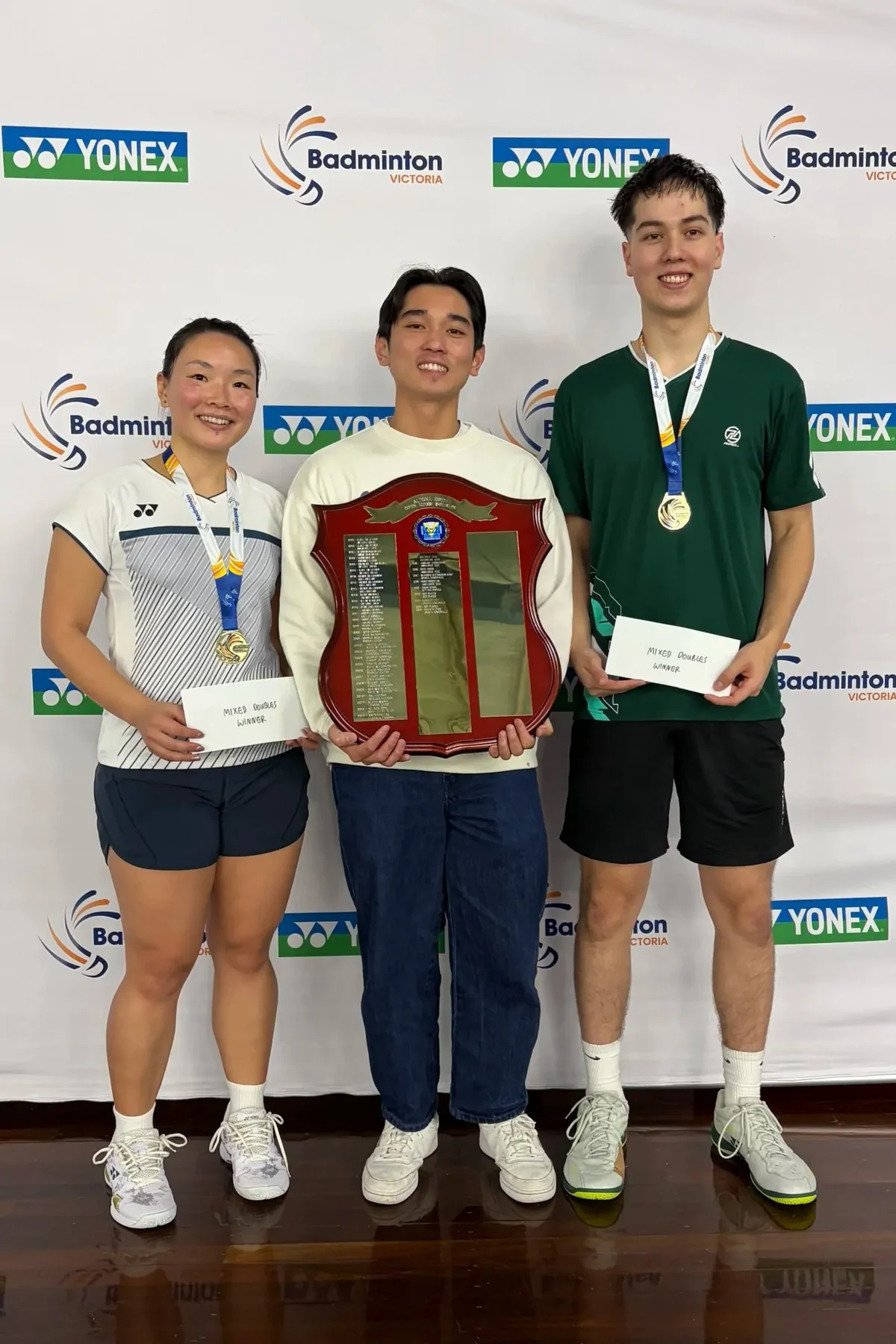 Elin and Nils Vercruysse with their mixed doubles trophy